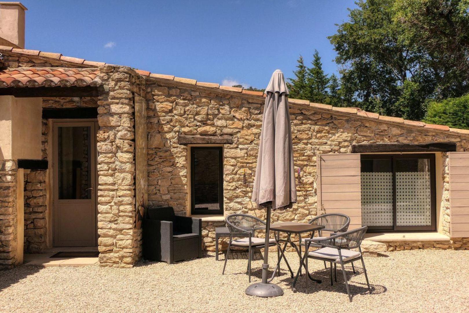 Le Hameau Fleur De Pierres , Chambre , Gite Et Table D'Hotes Murs  Exterior photo