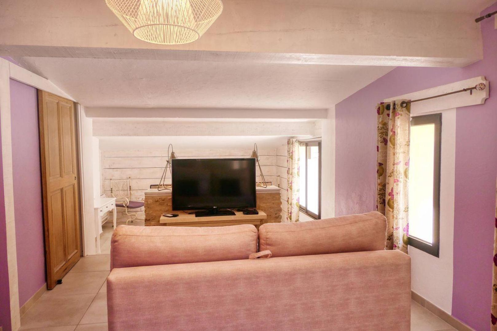 Le Hameau Fleur De Pierres , Chambre , Gite Et Table D'Hotes Murs  Exterior photo