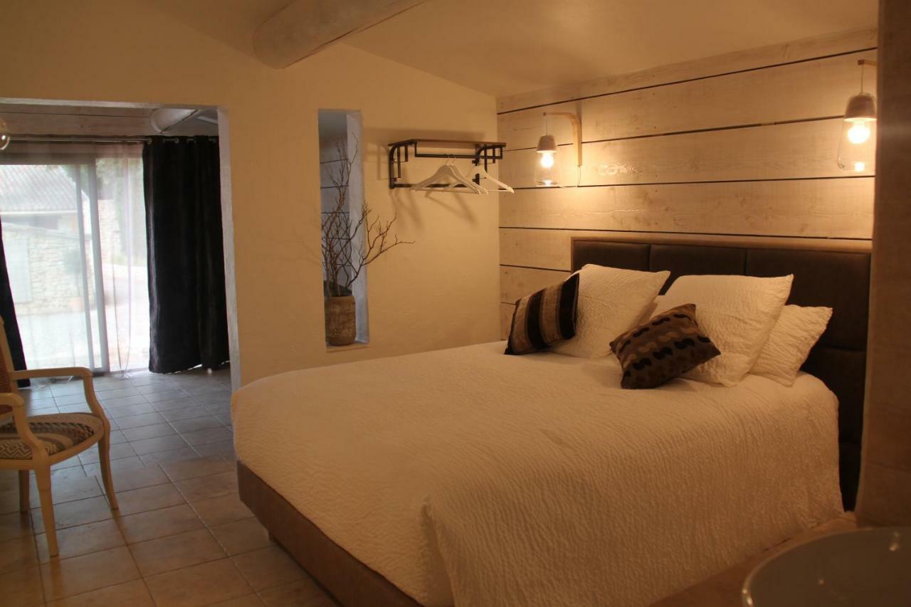 Le Hameau Fleur De Pierres , Chambre , Gite Et Table D'Hotes Murs  Exterior photo