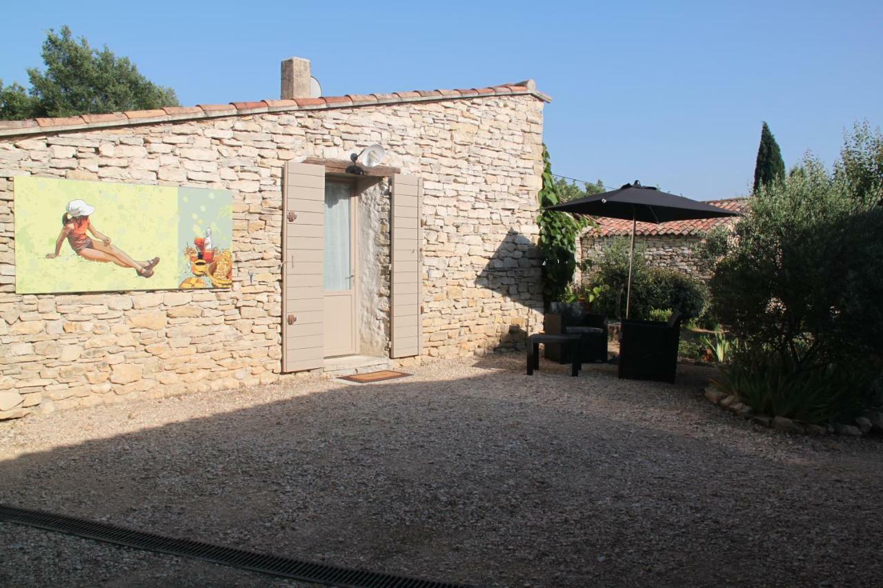 Le Hameau Fleur De Pierres , Chambre , Gite Et Table D'Hotes Murs  Exterior photo